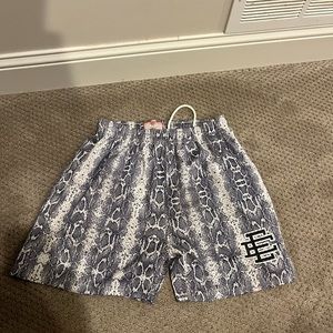 ERIC EMMANUEL SHORTS sz L